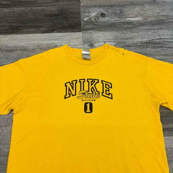 Vintage Nike State Division 1 Yellow Black Mens XL Short Sleeve USA Made T-Shirt - Picture 1 of 12
